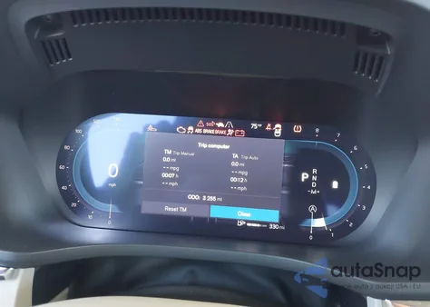 2025 Volvo Xc60 B5 Plus из США, поврежденный, VIN YV4M12RC7S1225615